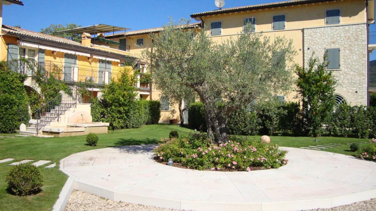 Corte Degli Ulivi Garda  Bagian luar foto